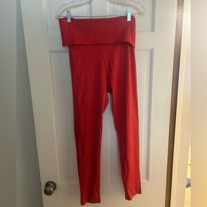 Kate Quinn rolled leggings. NWT. Cotton ribbed. Women’s large.